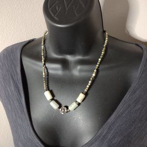 20 Inch Green Stone Bead Necklace